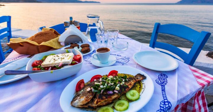 Greek Aribau es un restaurante de Barcelona que elabora tapas griegas