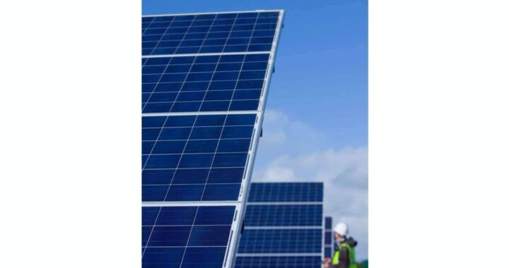 ¿Cuáles son los beneficios de instalar placas solares con Grupo MQ?