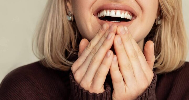¿Qué soluciones ofrecen las carillas dentales?